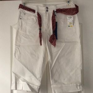 Bandolinoblu Capris - Size 8 - NWT